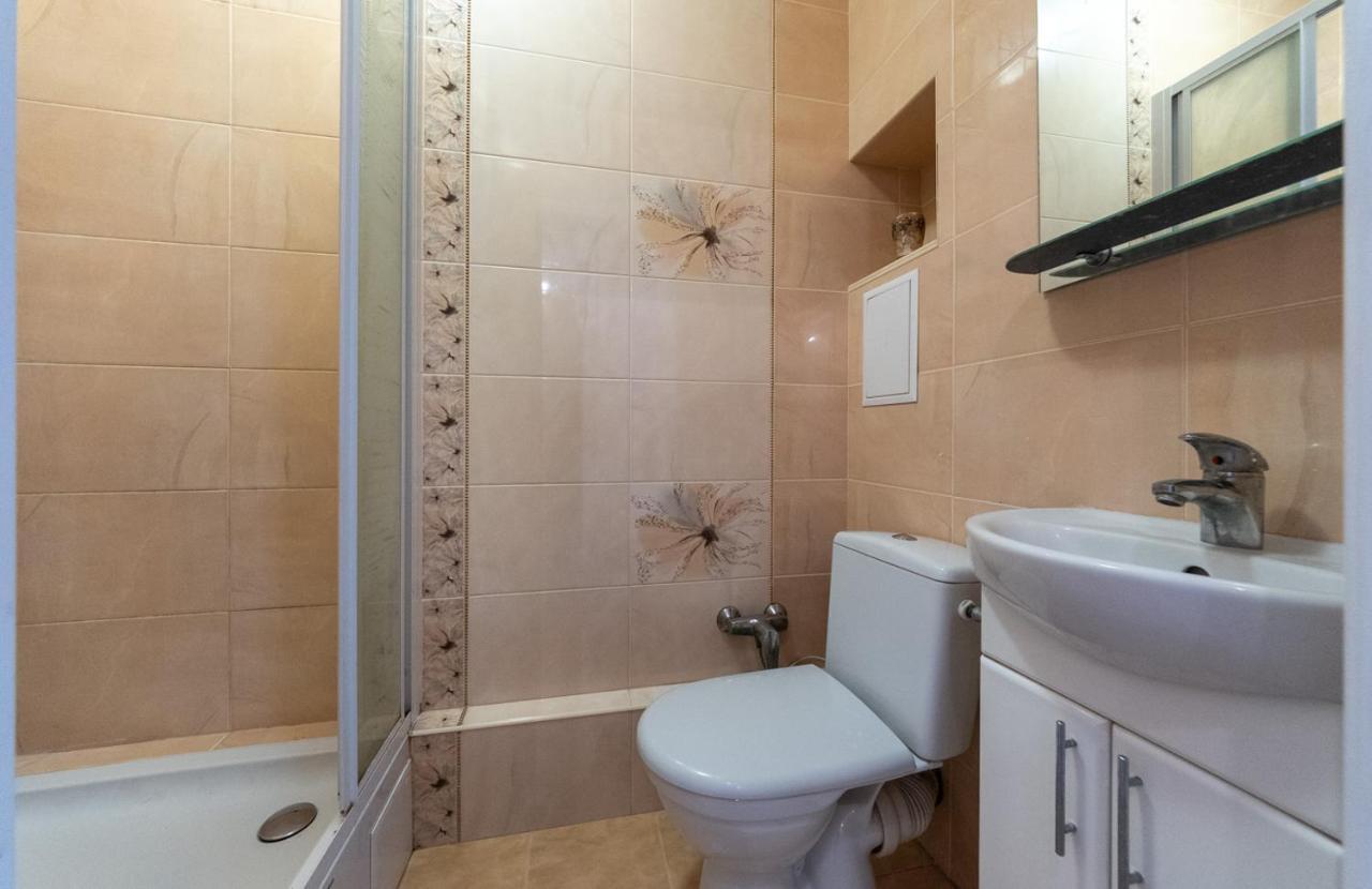 Большая 3 Комнатная На Осокорках Гмирі 2 Kiew Exterior foto